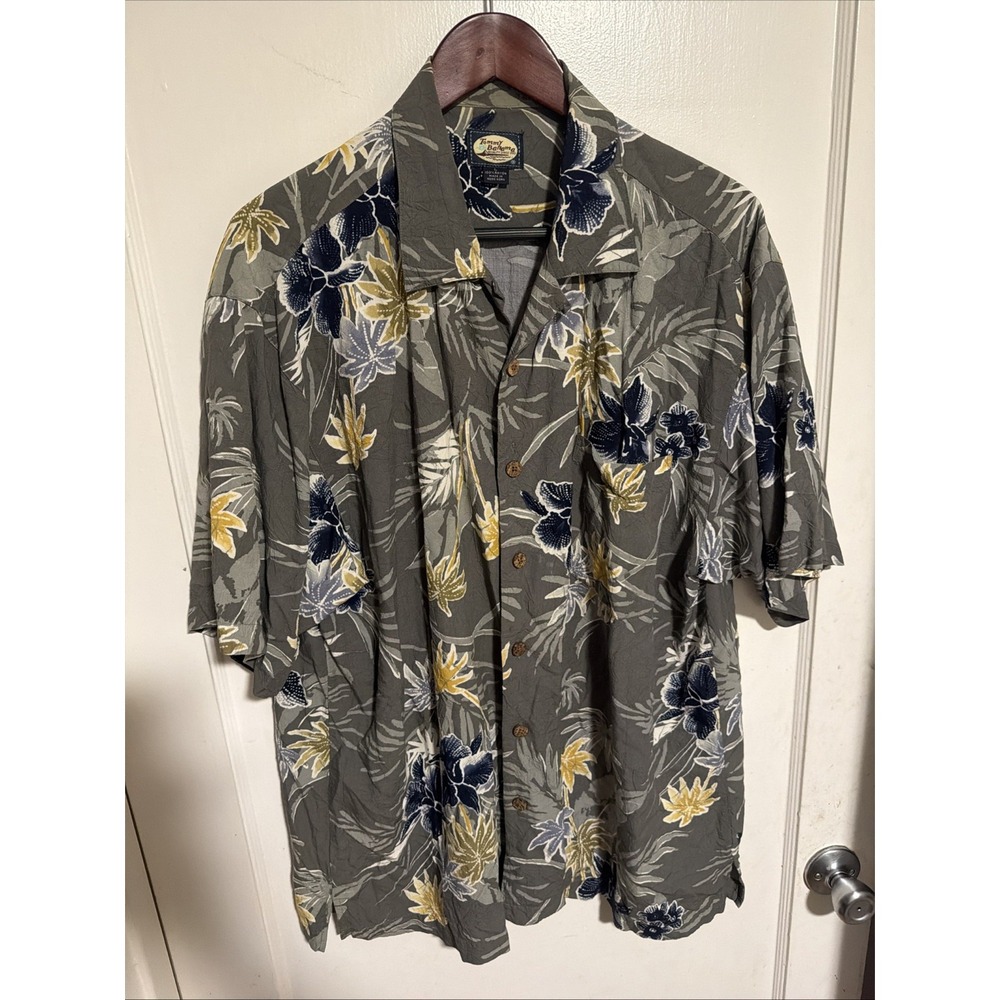 Tommy Bahama Green Shirt Men's Large Floral Tropical Hawaiian Button Up Shirt